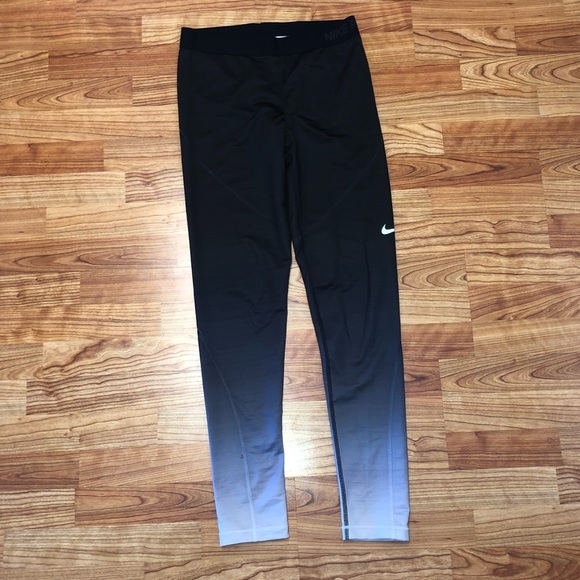 Nike Pants - Nike Pro Hyper-Warm Yoga Pants / Leggings